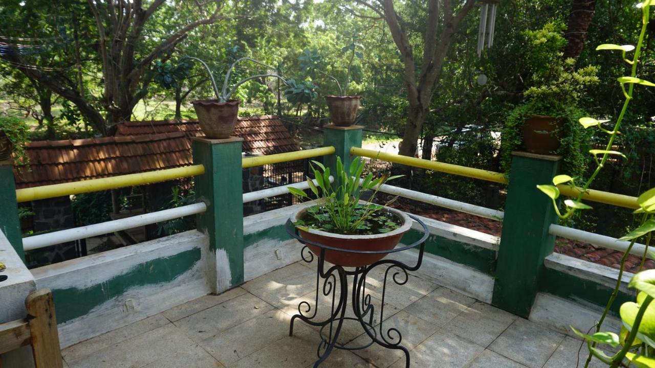 Green'S Guest House Auroville Exterior foto
